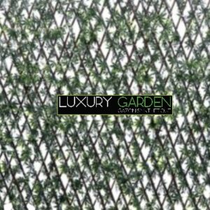 Logo Luxury Garden avec un de nos treillis fleuris artificiel.